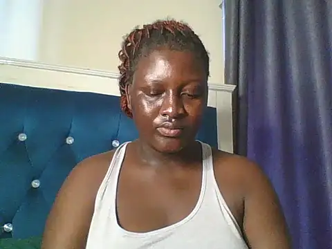 Snapshot of Heavy_ass chatting on July 9, 8:07 am Heavy ass online show from July 9, 8:07 am