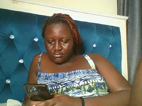 Snapshot of Heavy_ass chatting on July 9, 10:36 pm Heavy ass online show from July 9, 10:36 pm