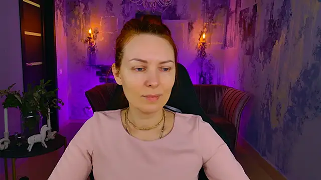 VandaRossi online show from February 21, 5:13 am