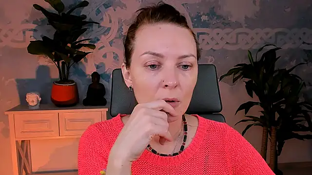 VandaRossi online show from September 9, 5:07 am