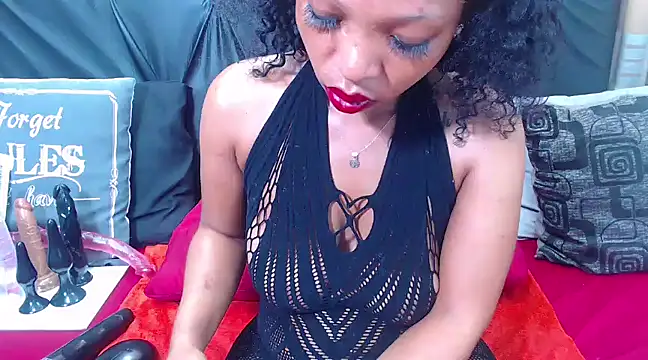 spicydiver38 online show from March 16, 10:22 am