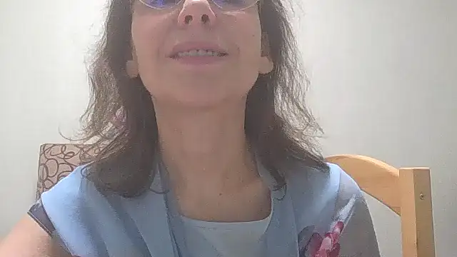 HollyJewel online show from December 24, 5:55 pm