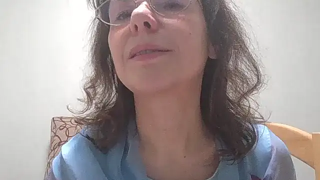 HollyJewel online show from March 14, 8:49 pm