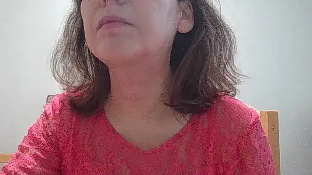 HollyJewel online show from December 16, 9:14 am