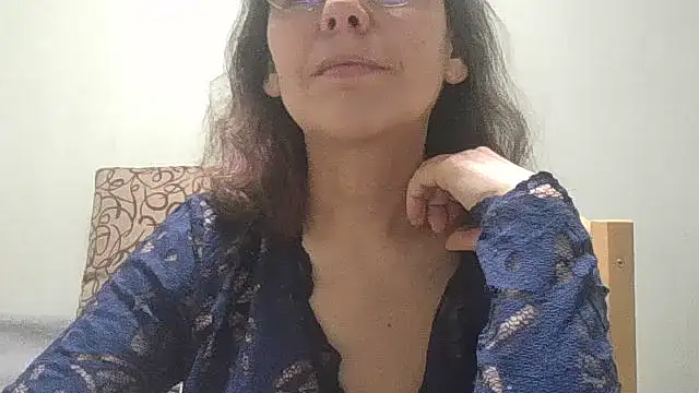 HollyJewel online show from March 16, 4:33 pm