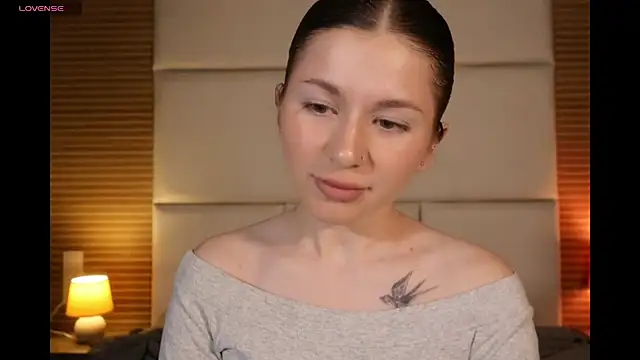 Snapshot of AliceBellamy chatting on May 30, 6:38 pm AliceBellamy online show from May 30, 6:38 pm