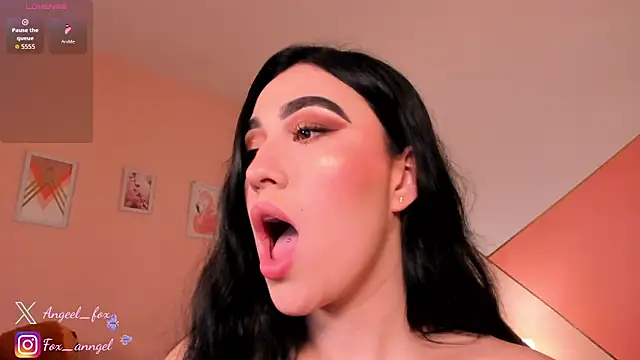 angeel fox online show from March 8, 2:37 am