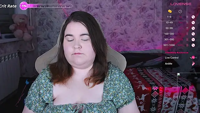 Estelle Hicks online show from January 9, 6:42 pm