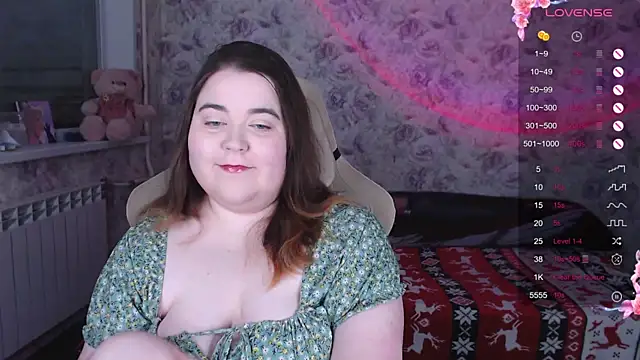 Estelle Hicks online show from January 18, 6:34 pm