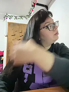 Snapshot of indiegirl666 chatting on January 5, 5:30 am indiegirl666 online show from January 5, 5:30 am