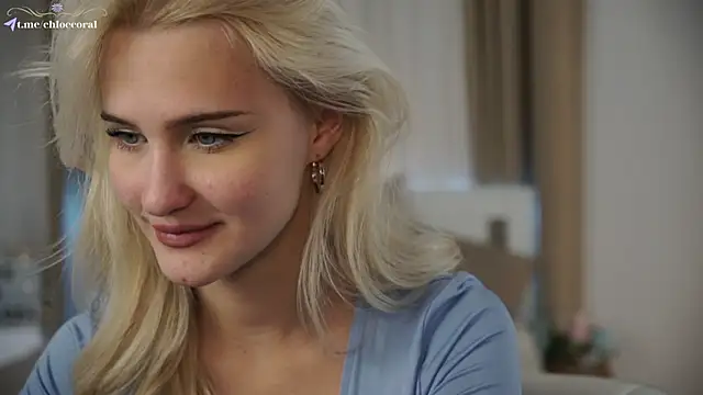 Snapshot of ChloeCoral chatting on December 1, 10:21 pm ChloeCoral online show from December 1, 10:21 pm