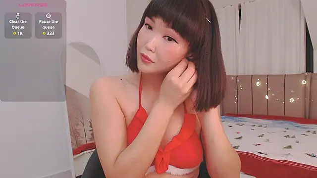 TumiLio online show from December 25, 7:35 am