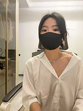 Snapshot of FeiFei-babe chatting on January 19, 2:49 pm FeiFei-babe online show from January 19, 2:49 pm