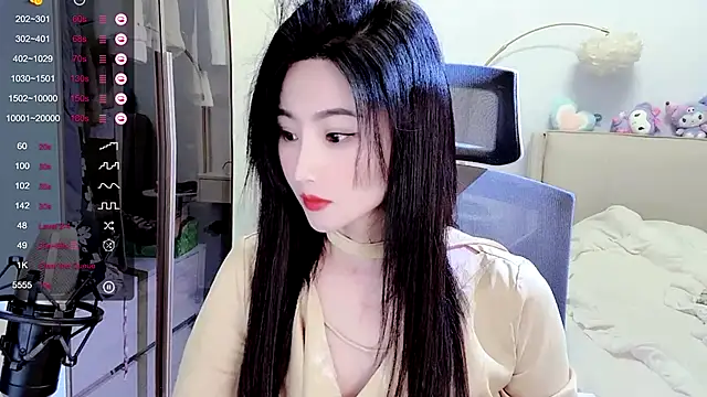 Snapshot of FeiFei-babe chatting on January 20, 2:25 pm FeiFei-babe online show from January 20, 2:25 pm