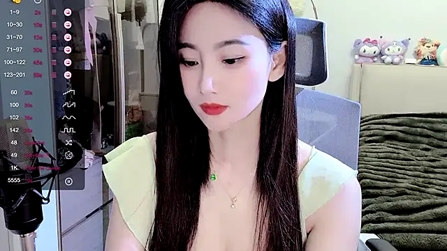 Snapshot of FeiFei-babe chatting on January 24, 5:42 pm FeiFei-babe online show from January 24, 5:42 pm