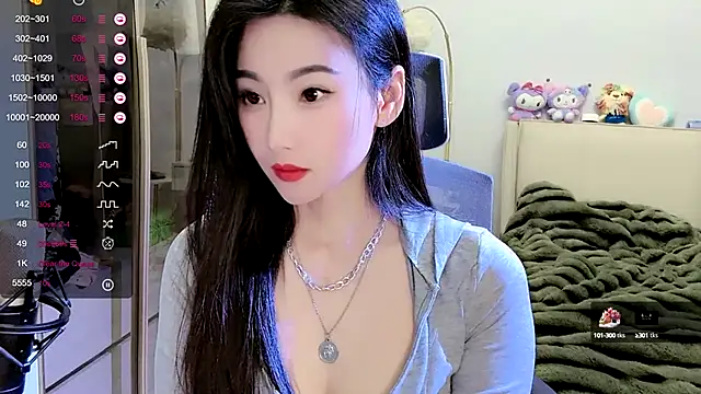 Snapshot of FeiFei-babe chatting on February 4, 2:32 pm FeiFei-babe online show from February 4, 2:32 pm