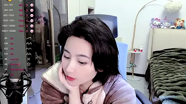 Snapshot of FeiFei-babe chatting on February 19, 8:41 pm FeiFei-babe online show from February 19, 8:41 pm
