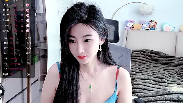 Snapshot of FeiFei-babe chatting on February 28, 4:32 am FeiFei-babe online show from February 28, 4:32 am