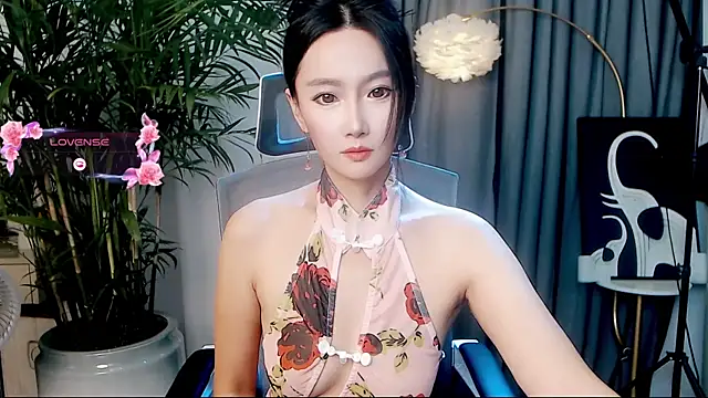Snapshot of FeiFei-babe chatting on September 18, 10:39 am FeiFei-babe online show from September 18, 10:39 am