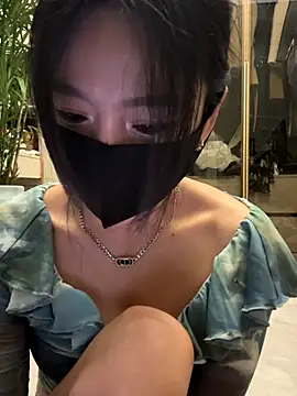Snapshot of FeiFei-babe chatting on September 21, 10:50 am FeiFei-babe online show from September 21, 10:50 am