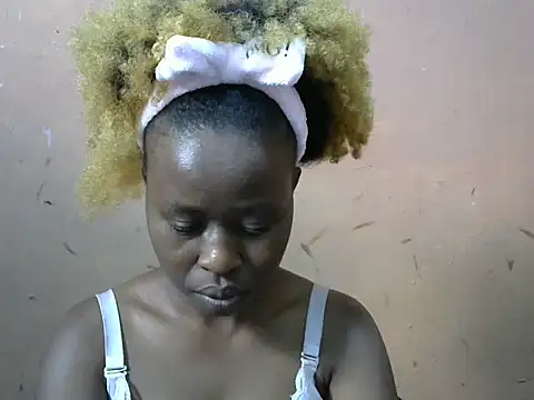 sexy-rosie online show from September 18, 8:49 am