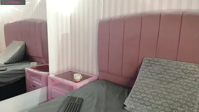 Susy thomson online show from February 6, 10:21 pm