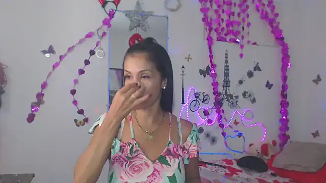 brigitht online show from February 5, 1:37 am