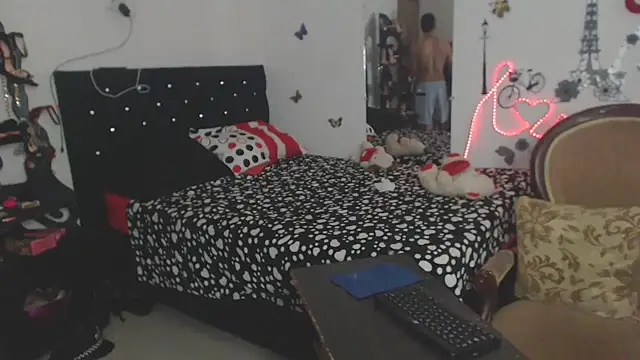 brigitht online show from November 19, 8:58 am