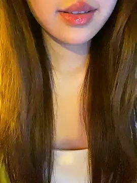 minmin2kk5 online show from April 10, 4:01 pm