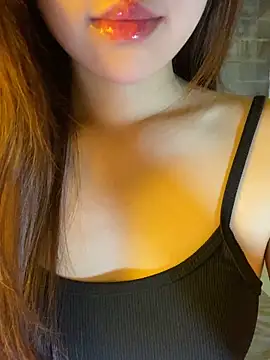 minmin2kk5 online show from April 11, 7:45 am