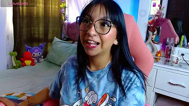 Littlerouse  online show from February 28, 10:06 pm