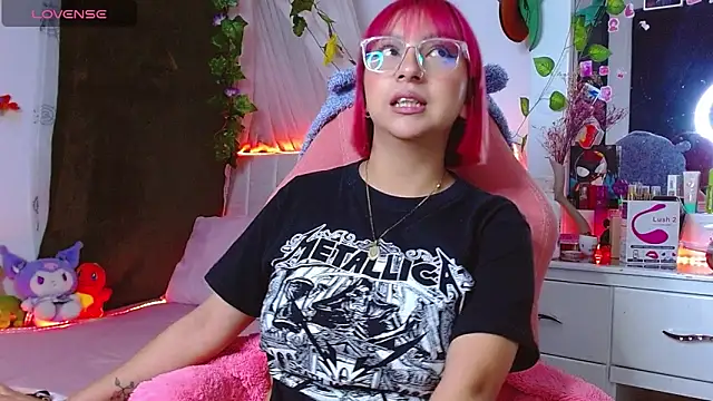 Littlerouse  online show from November 15, 1:47 am