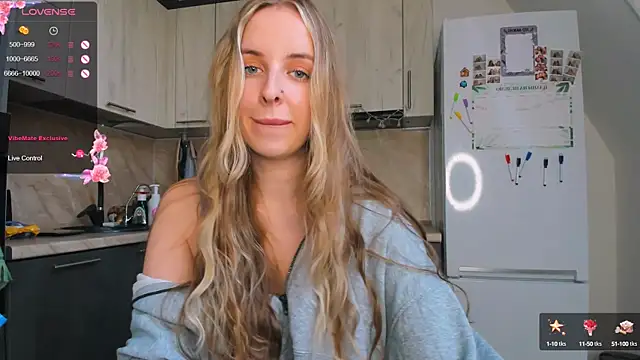 Snapshot of violet_blue_eyes chatting on February 5, 1:22 pm violet blue eyes online show from February 5, 1:22 pm