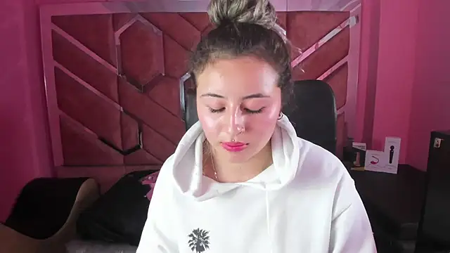 celeste blue69 online show from February 6, 5:46 am