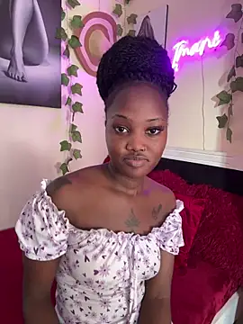 Snapshot of Queen_Arnah254 chatting on May 20, 2:01 pm Queen Arnah254 online show from May 20, 2:01 pm