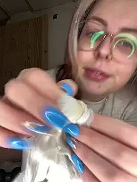 Livewithlucy online show from January 2, 6:45 pm