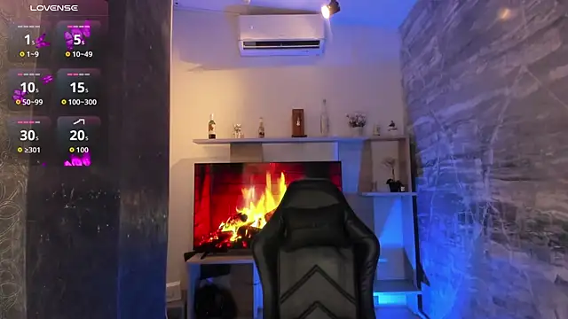 saracaball  online show from September 15, 4:12 am