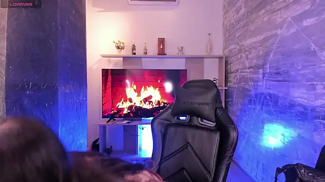 saracaball  online show from October 7, 1:36 am