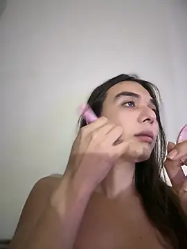 saracaball  online show from November 19, 4:12 am