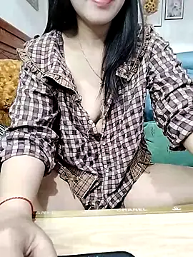 cream1299 online show from March 9, 9:36 pm