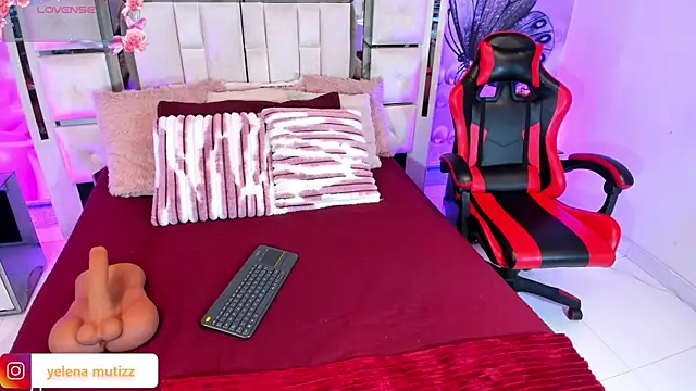 Yelena mutiz online show from March 2, 1:07 pm