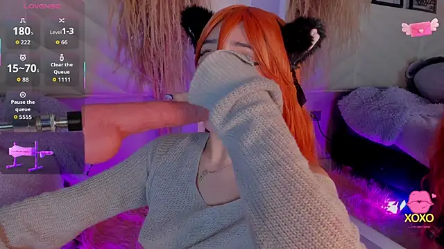 miia  baker online show from November 15, 12:23 pm