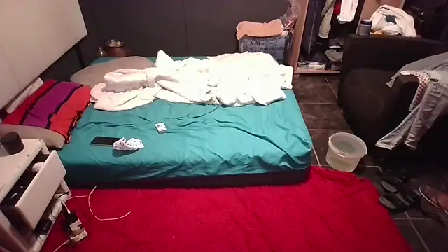 Snapshot of THEEBOSSTEE chatting on November 6, 6:31 pm THEEBOSSTEE online show from November 6, 6:31 pm