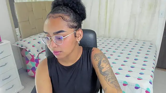 gretell evans online show from December 16, 9:03 am