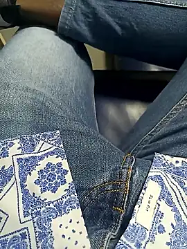 Snapshot of bangaloresexyguy chatting on January 8, 4:09 pm bangaloresexyguy online show from January 8, 4:09 pm