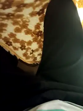 Snapshot of bangaloresexyguy chatting on March 3, 5:13 am bangaloresexyguy online show from March 3, 5:13 am