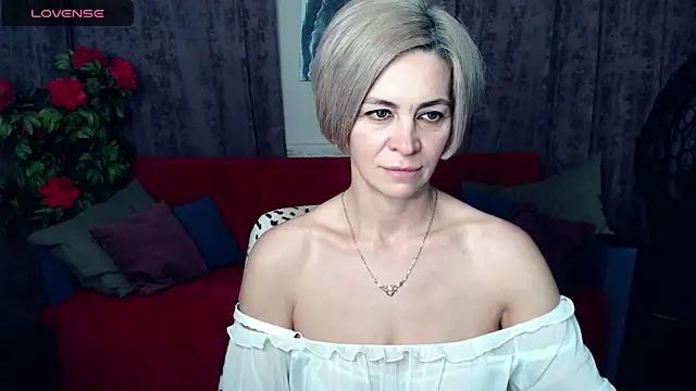 Snapshot of Blonde_lola444 chatting on January 13, 2:28 am Blonde lola444 online show from January 13, 2:28 am