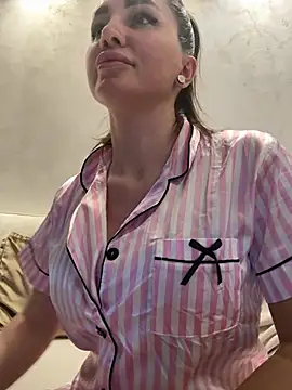 JustinneJade online show from February 7, 7:49 pm