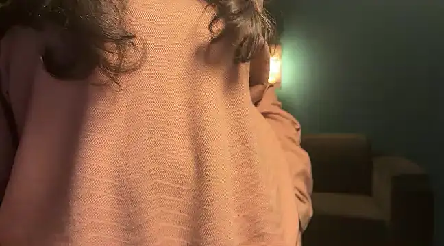 demieliss online show from December 16, 7:54 pm