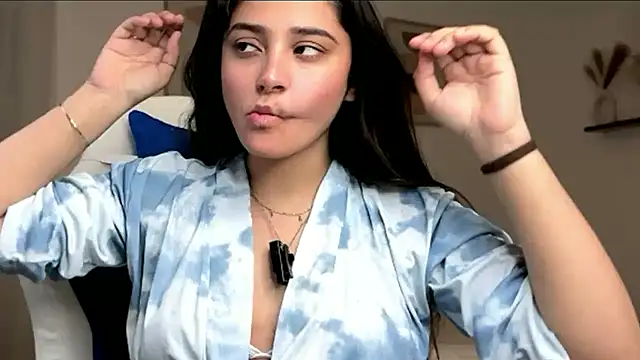 demieliss online show from March 18, 9:51 pm